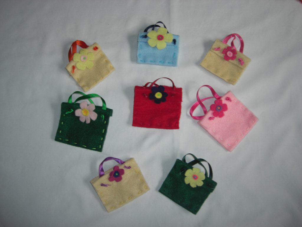 Felt gift bags Shore Things